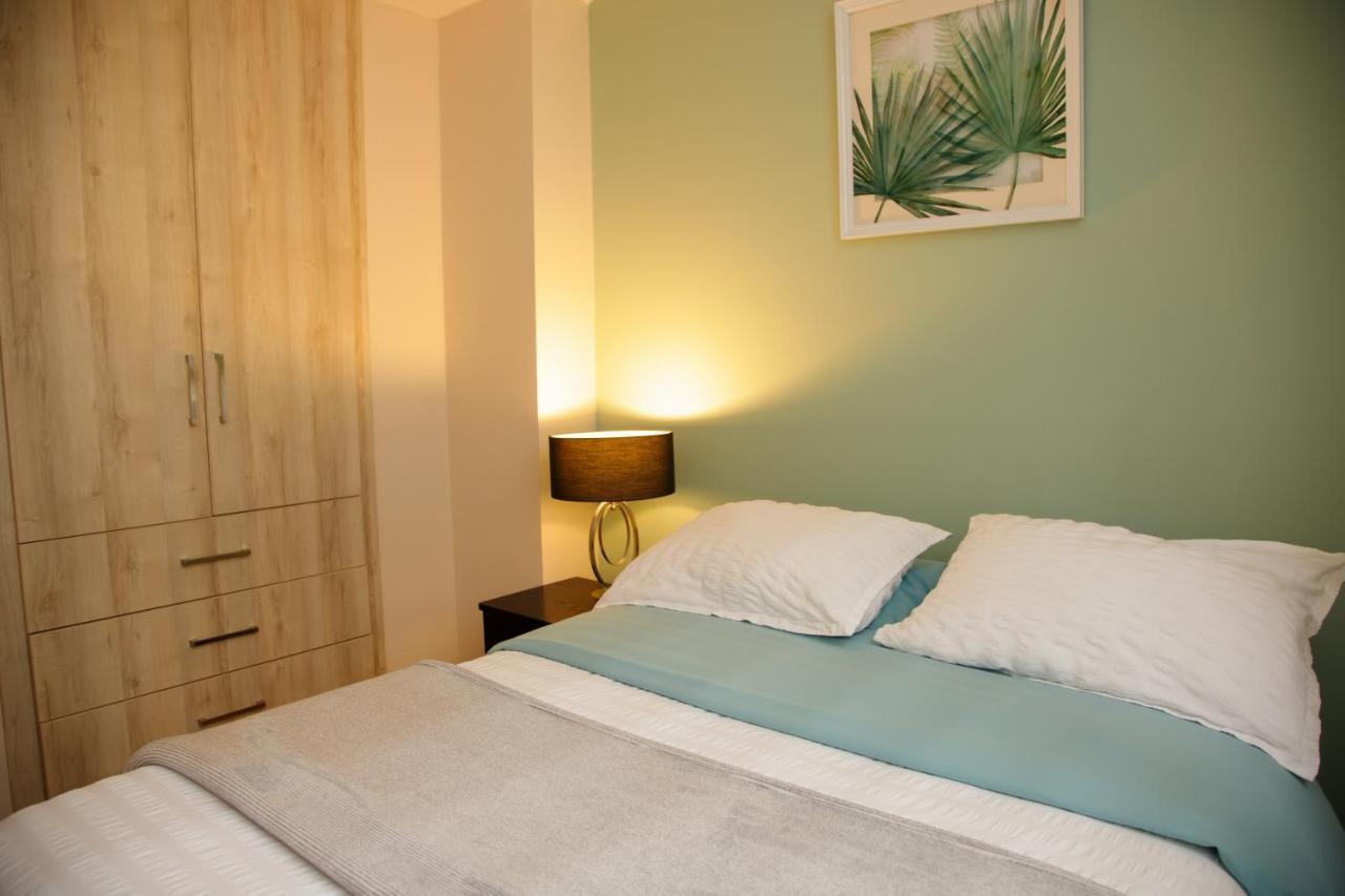 Wanderlot - Departamento Leganza - Penthouse Lujoso Apartment Riobamba Luaran gambar